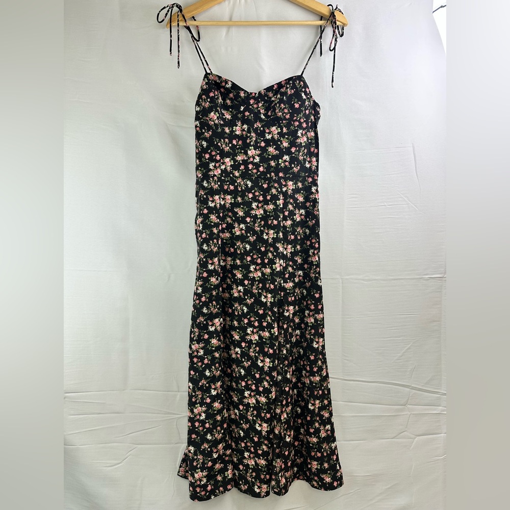 🌹 Romantic Pink Tea Rose Dress with High Slit & Spaghetti Straps 🌹